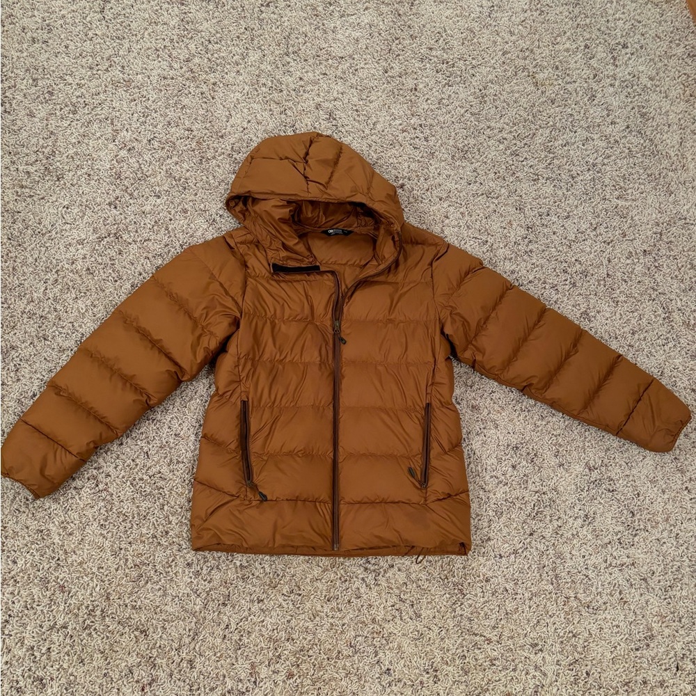 Outdoor Research, Medium Men’s Jacket, barely worn, gold in color